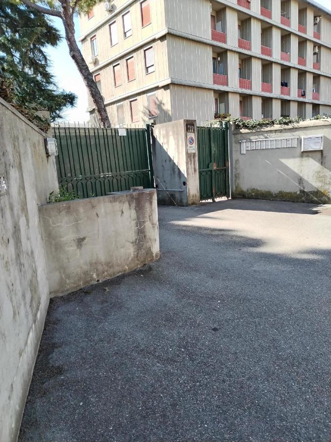 Accogliente Appartamento A Firenze Con Parcheggio ภายนอก รูปภาพ